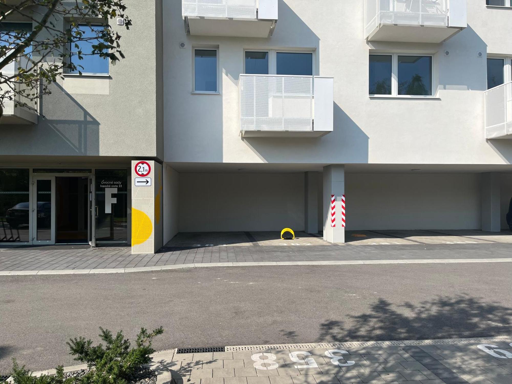 Luxury Apartment Bratislava Luaran gambar